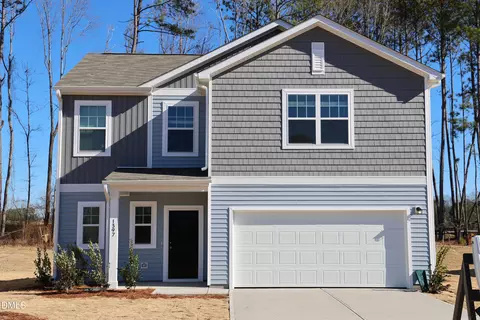 1397 Pond Overlook Dr, Nashville, NC 27856