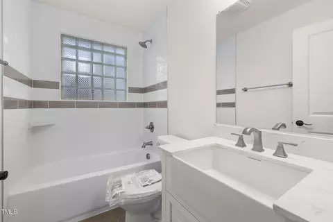 Bath - 306 Cecil St, Durham, NC 27707 photo 3 of 3