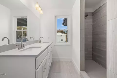 Bath - 306 Cecil St, Durham, NC 27707 photo 2 of 3