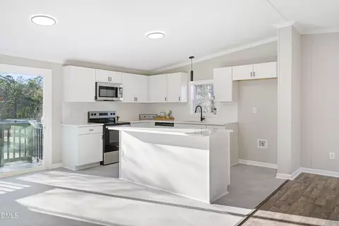 Kitchen - 15 Elijah Ct, Cameron, NC 28326 photo 3 of 8
