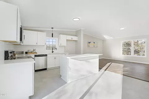 Kitchen - 15 Elijah Ct, Cameron, NC 28326 photo 2 of 8