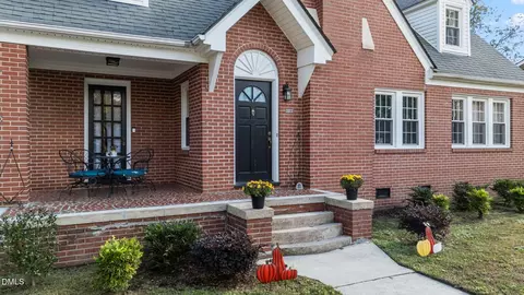 222 E Nash St, Spring Hope, NC 27882