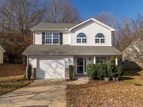 1139 Briarwood Dr, Mebane, NC 27302