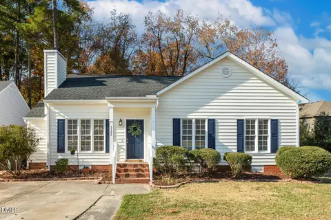 1702 Old London Way, Apex, NC 27523