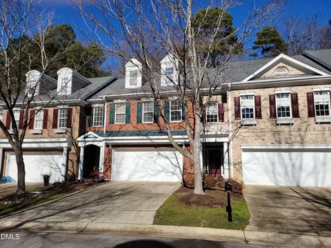4044 Barton Park Pl, Raleigh, NC 27613