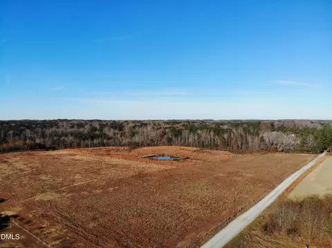 111 Old Wagon Ln, Sanford, NC 27332