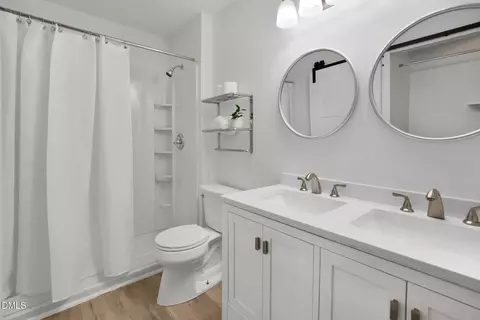 Bath - 5315 Oakbrook Dr, Durham, NC 27713 photo 5 of 7