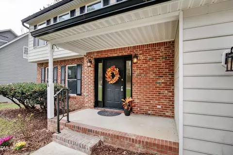 Exterior - 5315 Oakbrook Dr, Durham, NC 27713 photo 4 of 9
