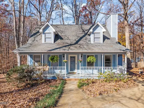 609 Dana Ct, Hillsborough, NC 27278