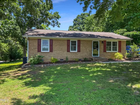 573 Arnold Rd, Louisburg, NC 27549