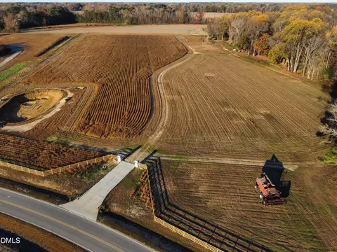 553 Ollie Rd, Kenly, NC 27542