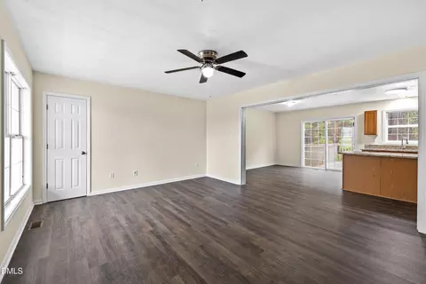 Living - 203 Clearwater Dr, Smithfield, NC 27577 photo 3 of 5