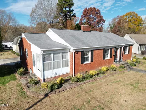 1104 Tarleton Ave, Burlington, NC 27215