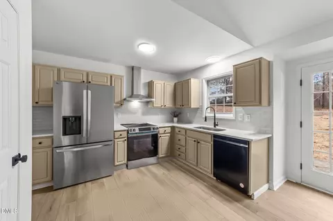 Kitchen - 104 Holly Ranch Ct, Willow Spring, NC 27592 photo 2 of 2
