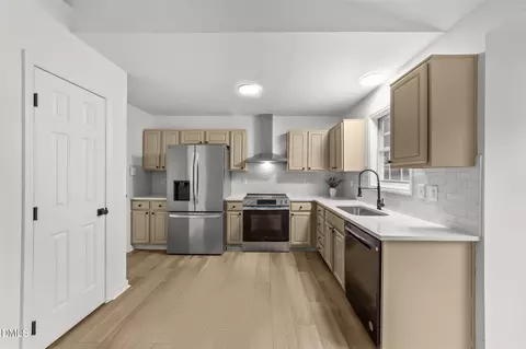 Kitchen - 104 Holly Ranch Ct, Willow Spring, NC 27592 photo 1 of 2