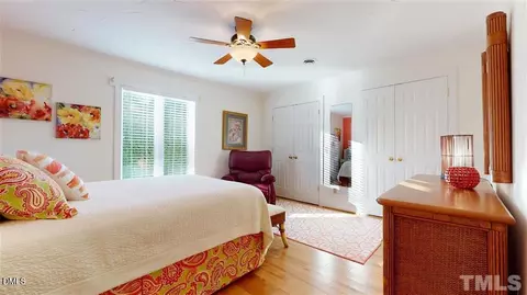 Bedroom - 487 Oak Pointe Dr, Semora, NC 27343 photo 3 of 5