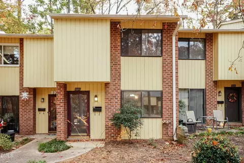 1231 Schaub Dr, Raleigh, NC 27606