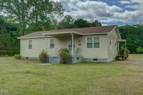 9932 Straight Gate Rd, Whitakers, NC 27891