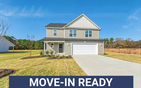 221 Boston River Dr #( 32), Dunn, NC 28334