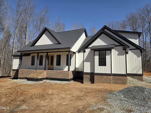 1420 Mccray Rd, Burlington, NC 27217