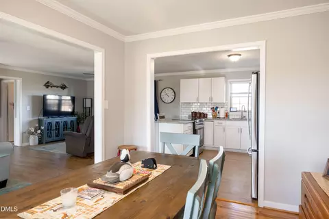 Dining - 760 Eugene Jernigan Rd, Dunn, NC 28334 photo 3 of 3