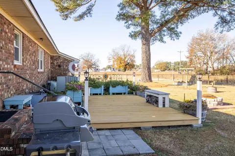 Exterior - 760 Eugene Jernigan Rd, Dunn, NC 28334 photo 1 of 4