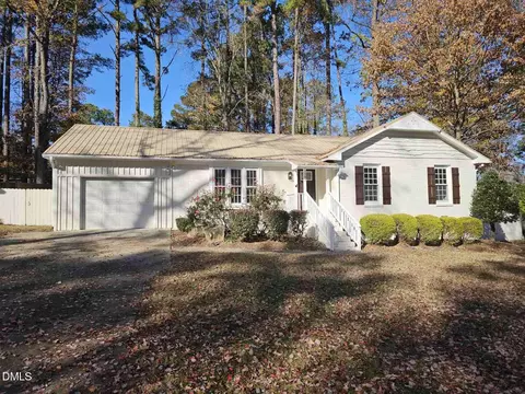 1102 Poole Dr, Garner, NC 27529