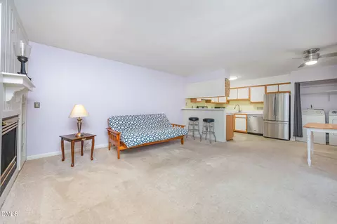 380 Summerwalk Cir, Chapel Hill, NC 27517