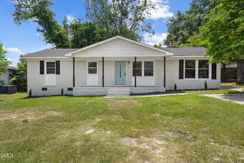 6605 Abbey Ln, Fayetteville, NC 28311