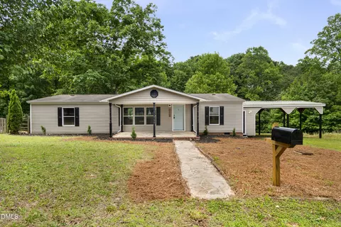 1010 Bandit Run Dr, Jonesville, NC 28642