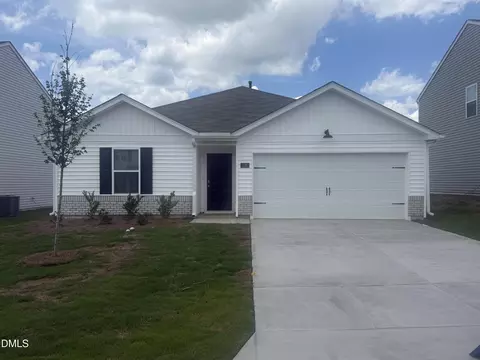 216 Olive Branch St, Sanford, NC 27332