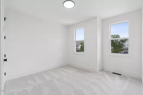 Bedroom - 637 Conover Rd #B, Durham, NC 27703 photo 6 of 9