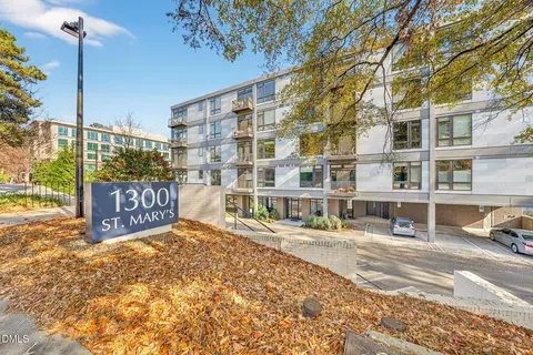 1300 Saint Marys St #203, Raleigh, NC 27605