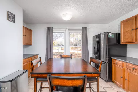 Dining - 701 Thistlegate Trl, Raleigh, NC 27610 photo 3 of 3