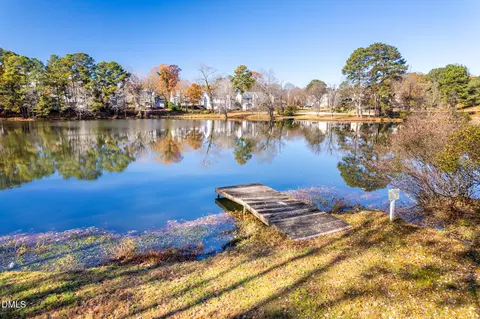 View/Area - 701 Thistlegate Trl, Raleigh, NC 27610 photo 2 of 10