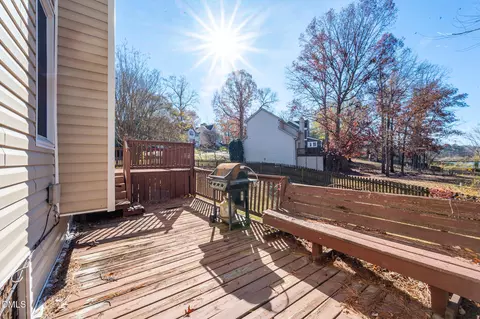 Exterior - 701 Thistlegate Trl, Raleigh, NC 27610 photo 7 of 8