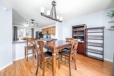Dining - 701 Thistlegate Trl, Raleigh, NC 27610 photo 2 of 3