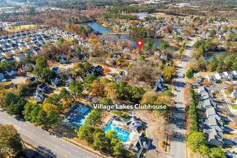 View/Area - 701 Thistlegate Trl, Raleigh, NC 27610 photo 8 of 10