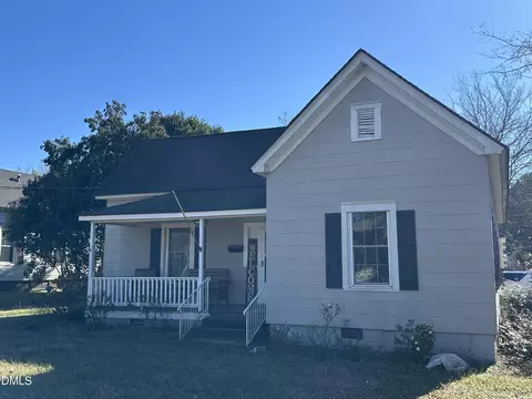411 W J St, Erwin, NC 28339