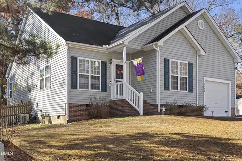 3508 Glade Run Dr, Sanford, NC 27330