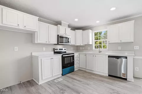 762 Share Cake Rd, Clinton, NC 28328 photo 13