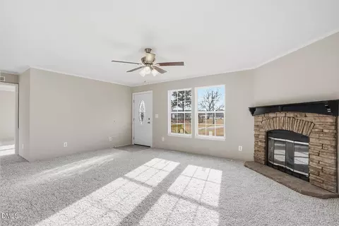 762 Share Cake Rd, Clinton, NC 28328 photo 7