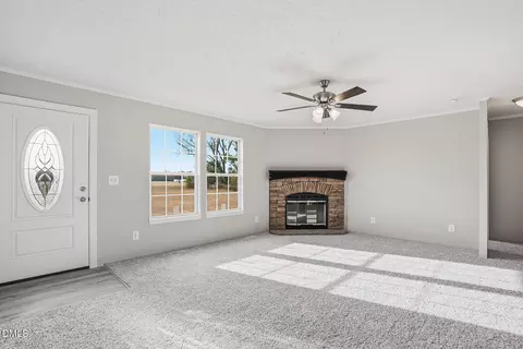 762 Share Cake Rd, Clinton, NC 28328 photo 6