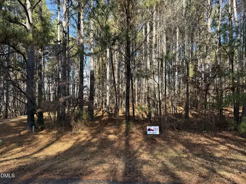 6682 Goose Point Dr, Denver, NC 28037