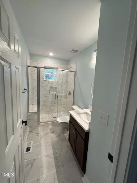 Bath - 401 Commonwealth St, Durham, NC 27703 photo 1 of 3
