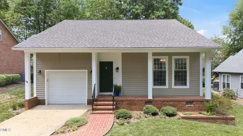 6 Willow Oak St, Elon, NC 27244