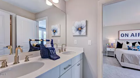 Bath - 222 Tidal Pool Way, Cary, NC 27519 photo 2 of 3