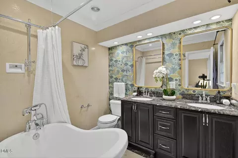 Bath - 4819 Marvin Dr, Durham, NC 27707 photo 1 of 5