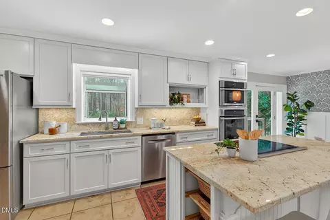 Kitchen - 4819 Marvin Dr, Durham, NC 27707 photo 4 of 7