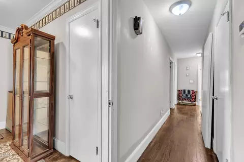 Entry Way - 302 S Pine St, Benson, NC 27504 photo 2 of 2